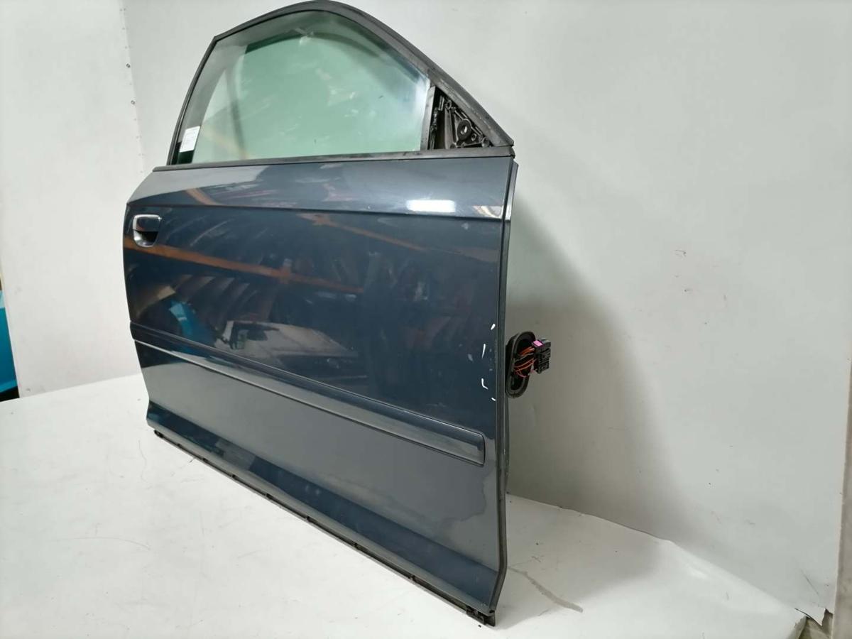 Audi A3 8P original T&uuml;r vorn rechts LZ7H Meteorgrau 3-T&uuml;rer Rohbau Bj.2011